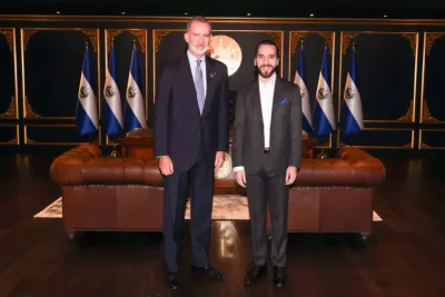 El Rey Felipe VI y Nayib Bukele