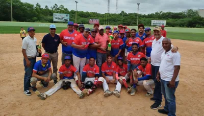 Santiago-A equipó ganador del torneo sub-23 de softbol