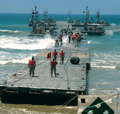 Muelle flotante en la Franja de Gaza