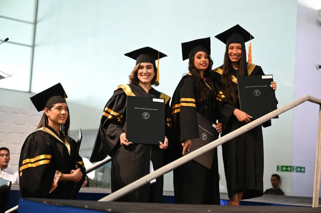 PUCMM lidera el ranking QS World University Rankings 2025 en el país