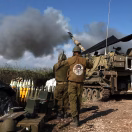 Hizbulá lanza andanada de 15 cohetes contra Israel, que responde con fuego en sur libanés