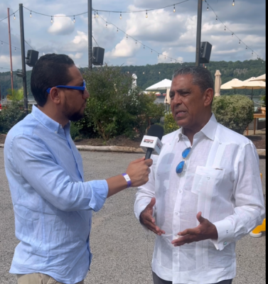 Adriano Espaillat, congresista estadounidense y Jaimen Rincón, periodista.(Foto: El Nuevo Diario).