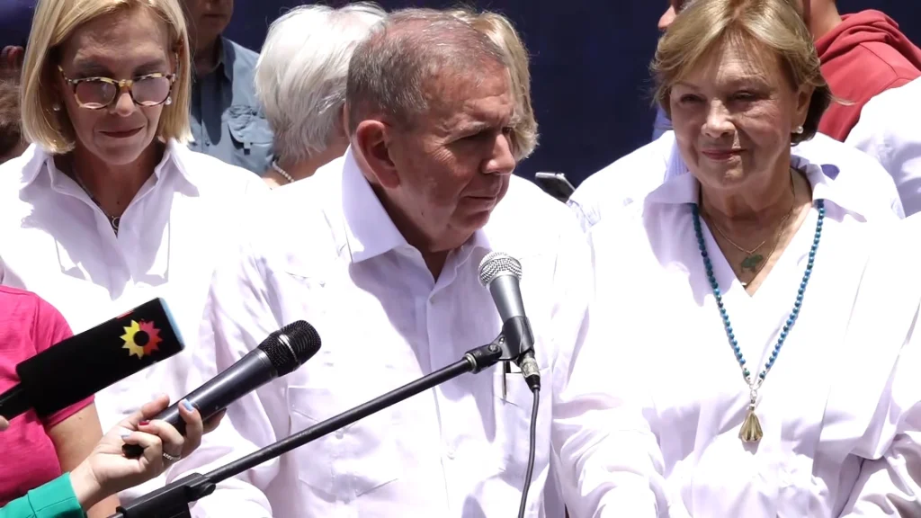 Edmundo González Urrutia