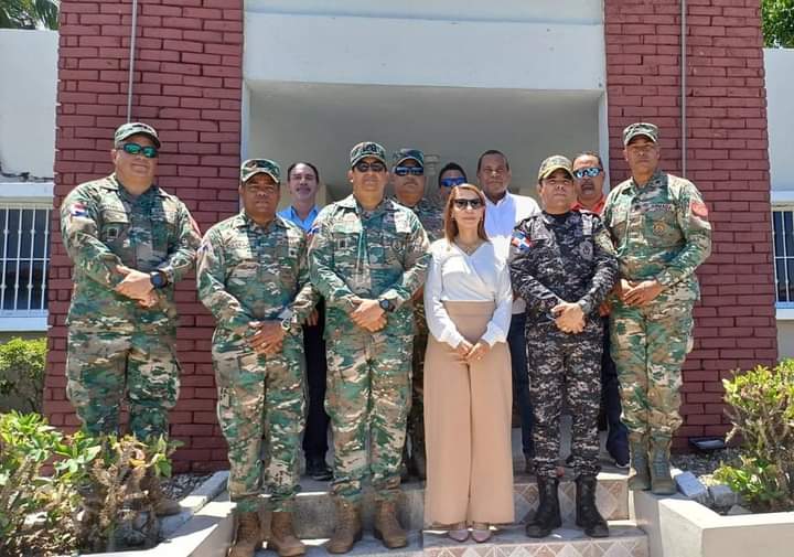 Realizan traspaso de mando en Zona Naval Norte de la ARD con sede en ...