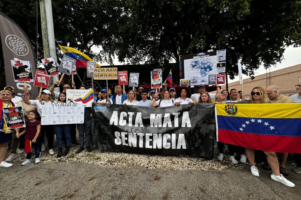 La comunidad venezolana se volvió a reunir en Miami-Dade para apoyar a los líderes opositores de su país en medio de una movilización