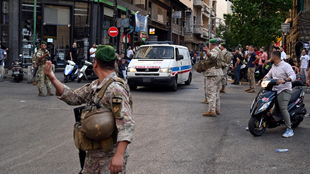 Aumentan a 20 los muertos por las nuevas explosiones de aparatos de radio en el Líbano