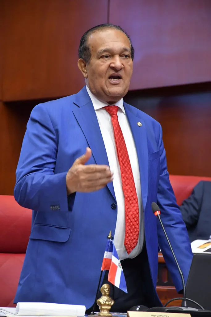 Antonio Marte, senador.