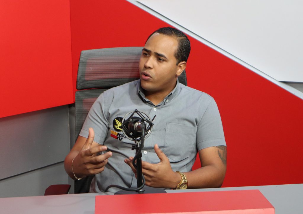 Joan R. Camilo, CEO de Auto Custom RacingShop.(Foto: José Miguel).