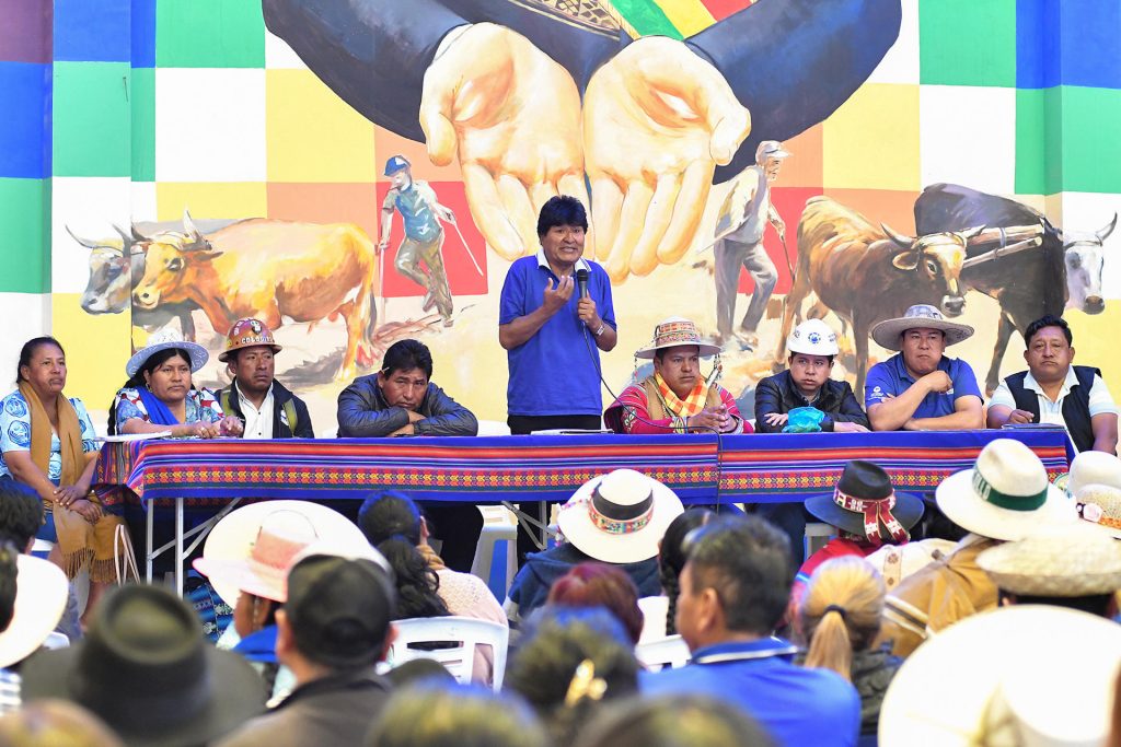 El expresidente de Bolivia y líder oficialista, Evo Morales (2006-2019) hablando durante una reunión del Movimiento al Socialismo en Cochabamba (Bolivia).