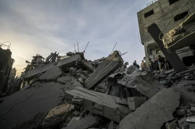 Los bombardeos fueron dirigidos contra un edificio y varias casas de la zona