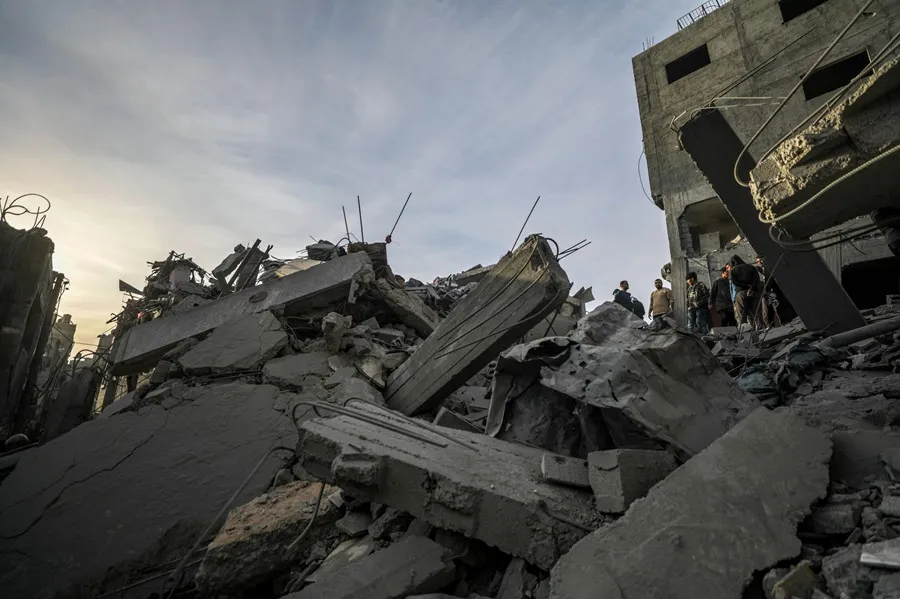 Los bombardeos fueron dirigidos contra un edificio y varias casas de la zona