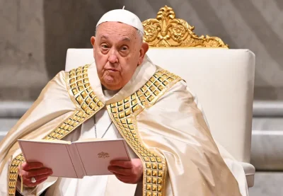 El papa: En todas partes de la tierra hay niños explotados por una economía que no respeta la vida