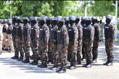 Inicialmente se inscribieron 750 candidatos para formar la 34 promoción.