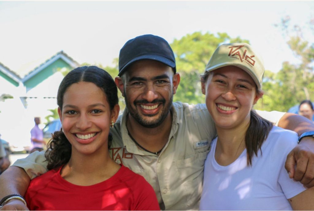 Luis Eduardo Rosario, propietario de la empresa, informó a El Nuevo Diario que hicieron entrega de 1000 unidades de juguetes,