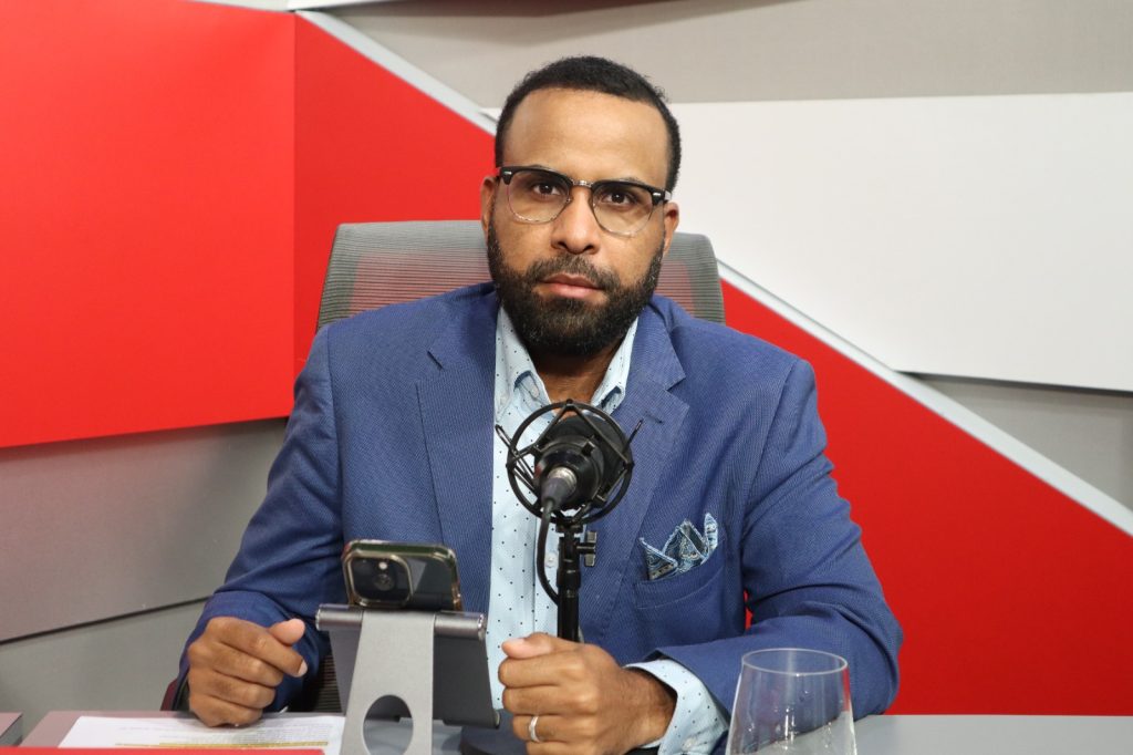 Julio Samuel Sierra, comunicador. (Foto: El Nuevo Diario).