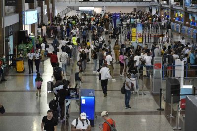 Se precisa que los récords en términos de tráfico de pasajeros en los seis aeropuertos que Aerodom opera en el país, lo encabeza el AILA con 5,810,000 viajeros.