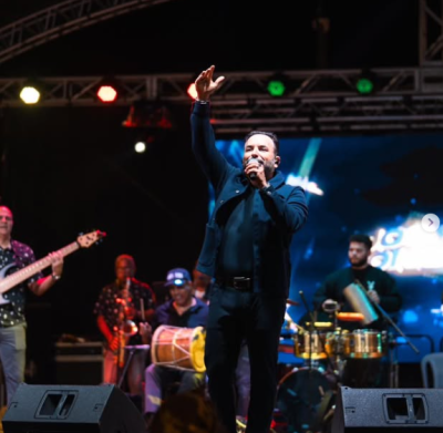 El cantante puertorriqueño Joseph Fonseca