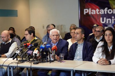 Miembros de la Plataforma Unitaria Democrática (PUD), mayor coalición opositora de Venezuela