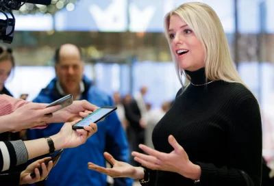 Pam Bondi, fiscal general