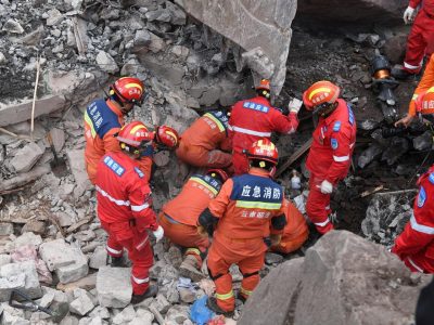 Casi 800 personas de 139 hogares fueron evacuadas y reubicadas en lugares seguro