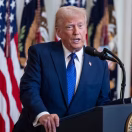 Trump recula en su guerra arancelaria y declara una tregua de 90 días excepto para China