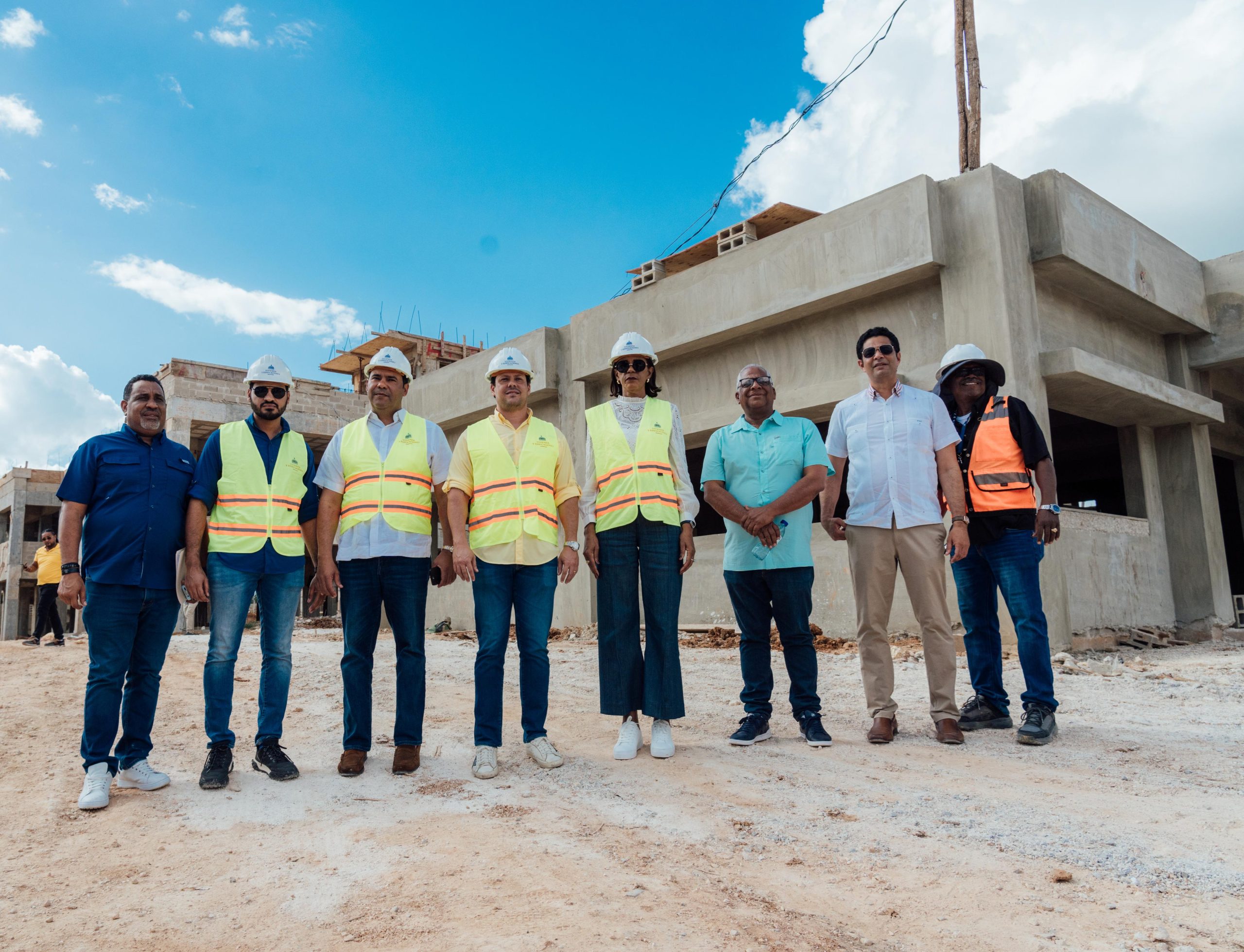 En la provincia La Altagracia, el MIVED ejecuta importantes obras como la construcción del Hospital Traumatológico de Higüey (Foto: fuente externa)