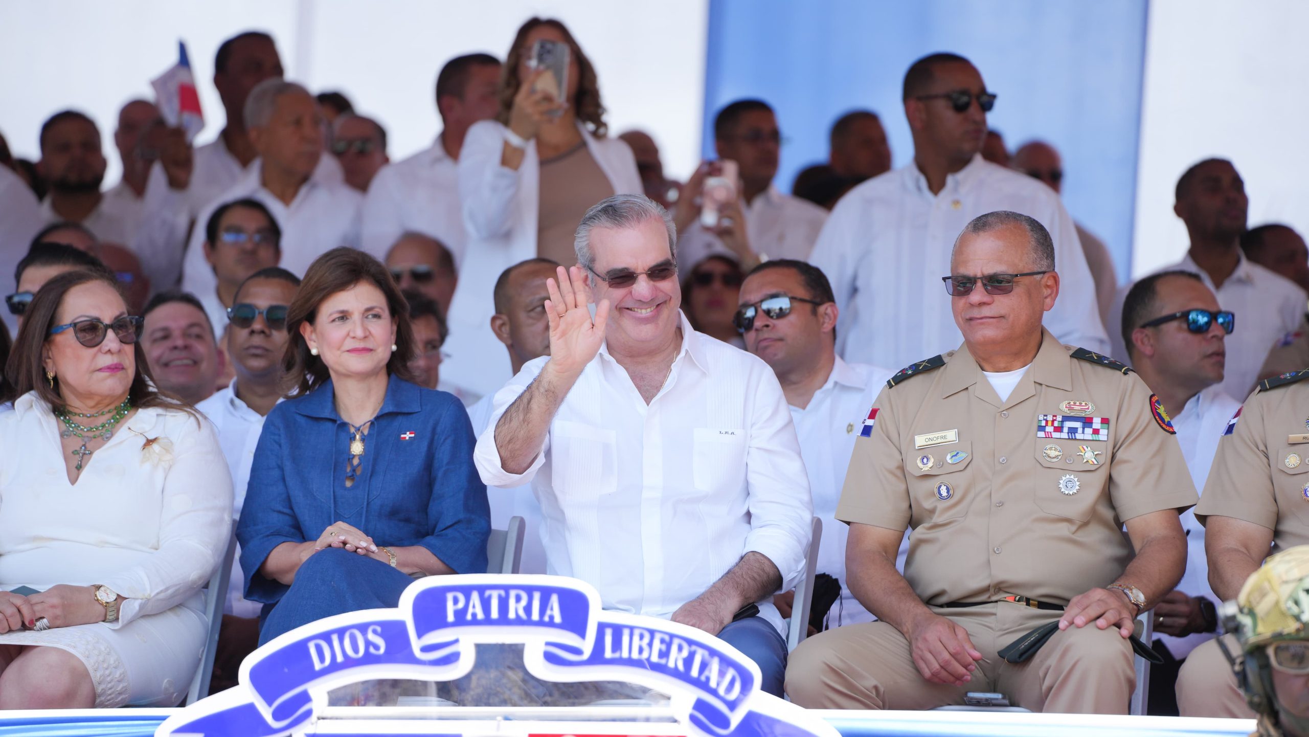 Presidente Abinader encabeza desfile por el 181 aniversario de la Batalla  del 30 de Marzo en Santiago – El Nuevo Diario (República Dominicana)