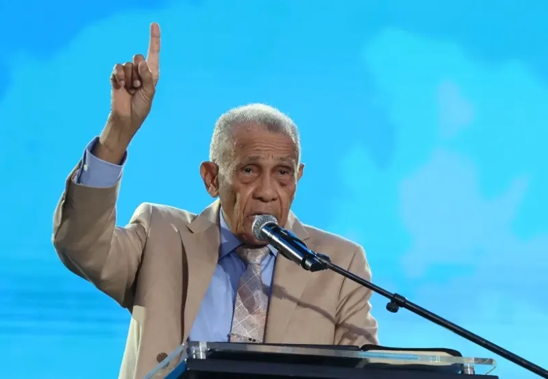 Pastor Ezequiel Molina Rosario