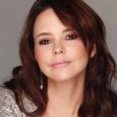 Actriz Natasha Klauss rinde homenaje a Rubby Pérez cantando el merengue “Volveré”