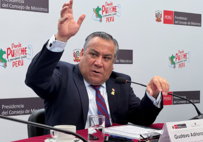 - El ministro de Trabajo de Perú, Daniel Maurate, afirmó este viernes que su país tiene que adecuarse a la nueva política arancelaria que ha establecido el Gobierno de Estados Unidos