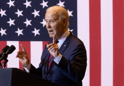 Biden anuncia que ya inició su tratamiento contra el cáncer y que "el pronóstico es bueno"
