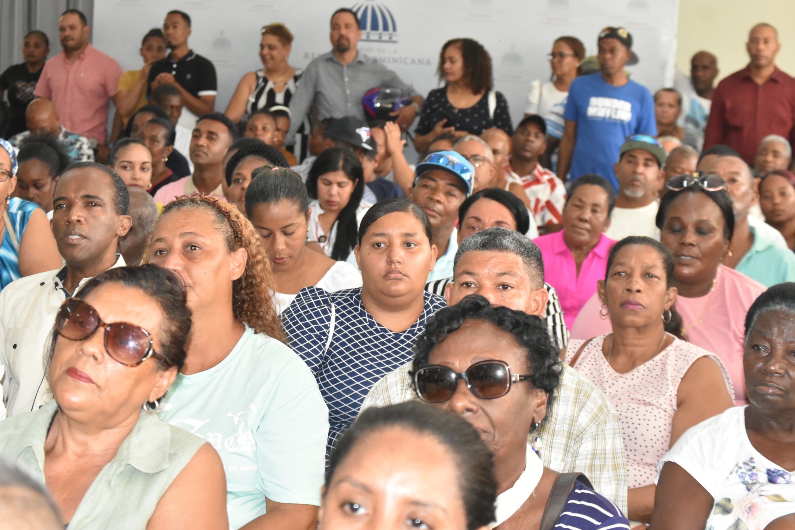 Entrega 270 títulos de propiedad en Samaná. Foto: Fuente externa 