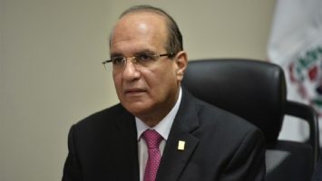 Designan a Julio César Castaños Guzmán como miembro colaborador de la Academia Dominicana de Historia