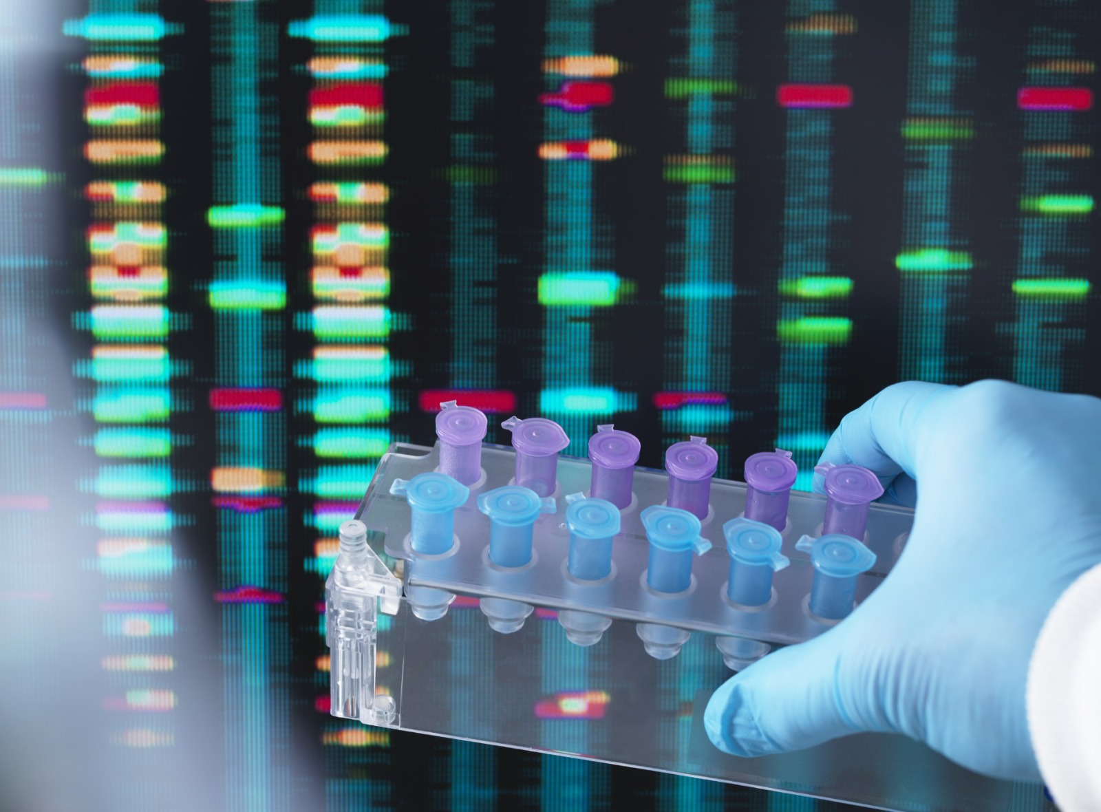 La genómica y biotecnología impulsan la revolución de la medicina personalizada
