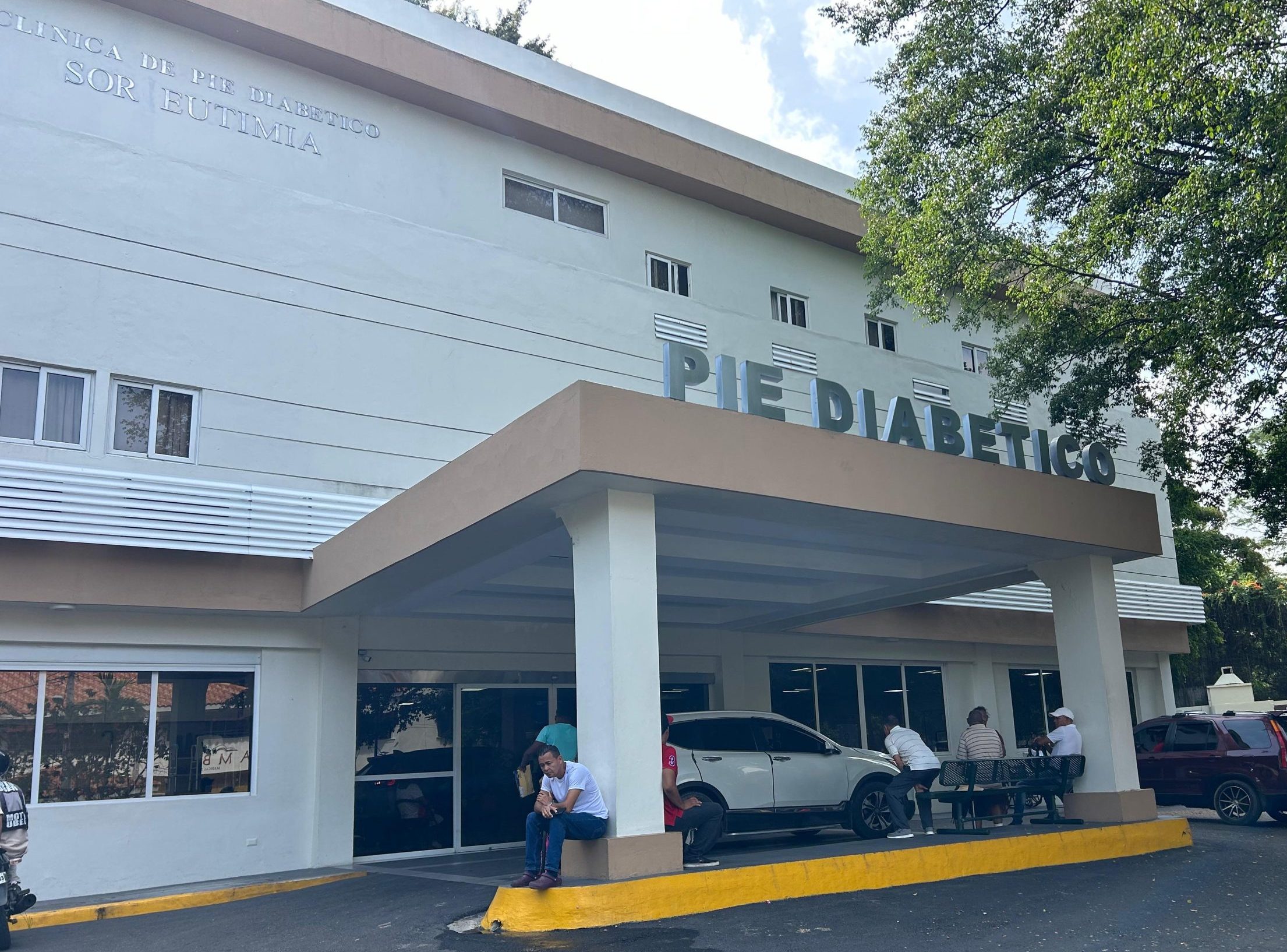 Director de INDEN asegura 80 por ciento de personas con pie diabético “no sienten la pierna” 3 Instituto Nacional de Diabetes/ El Nuevo Diario.