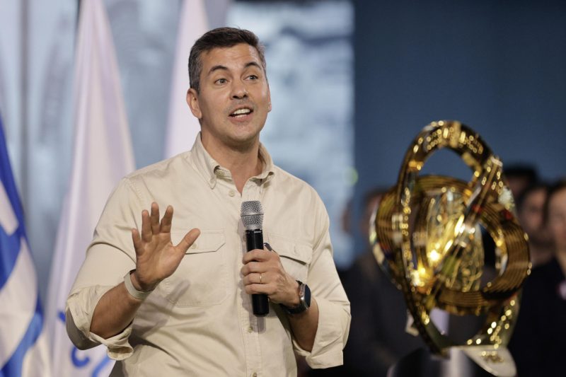 Fotografía de archivo del presidente de Paraguay, Santiago Peña. EFE/ Juan Pablo Pino