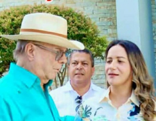 Hipólito Mejía se declara enemigo de los “chismes de patio”