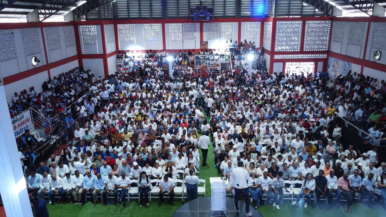 El evento fue realizado en el Club Calero de Santo Domingo Este