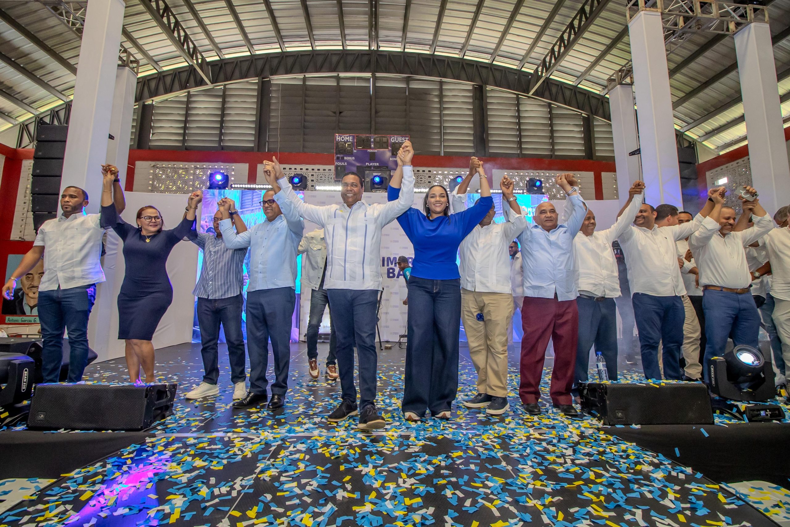 Víctor D´Aza aspirante a la presidencia recibe respaldo del Movimiento Primero la Base del PRM – El Nuevo Diario (República Dominicana)
