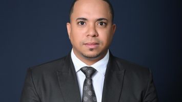 En el sector público se necesita experiencia para ser funcionario