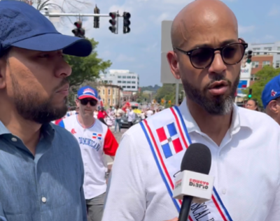 Alcalde Junior Peralta y el periodista Jaime Rincón. (Foto: Fuente interna).