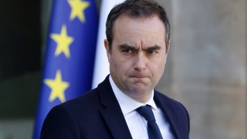 Francia contempla acudir a la justicia por actos «odiosos» de Israel contra flotilla para Gaza