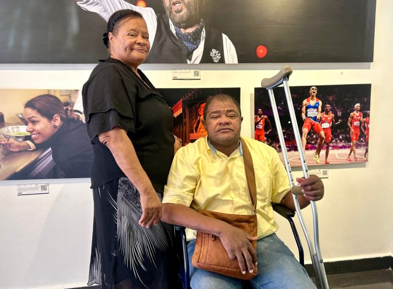 Edward Alexander Rudecindo Pérez y su madre/END.