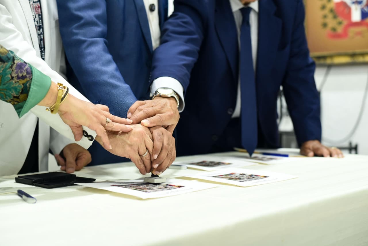 6d8cd373-d2bd-4246-8a2e-2e050ea12542