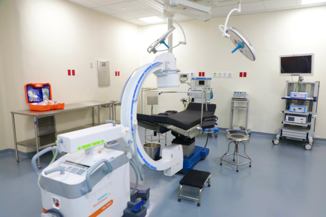 Abinader entrega Hospital Regional Universitario Dr. Ángel María Gatón