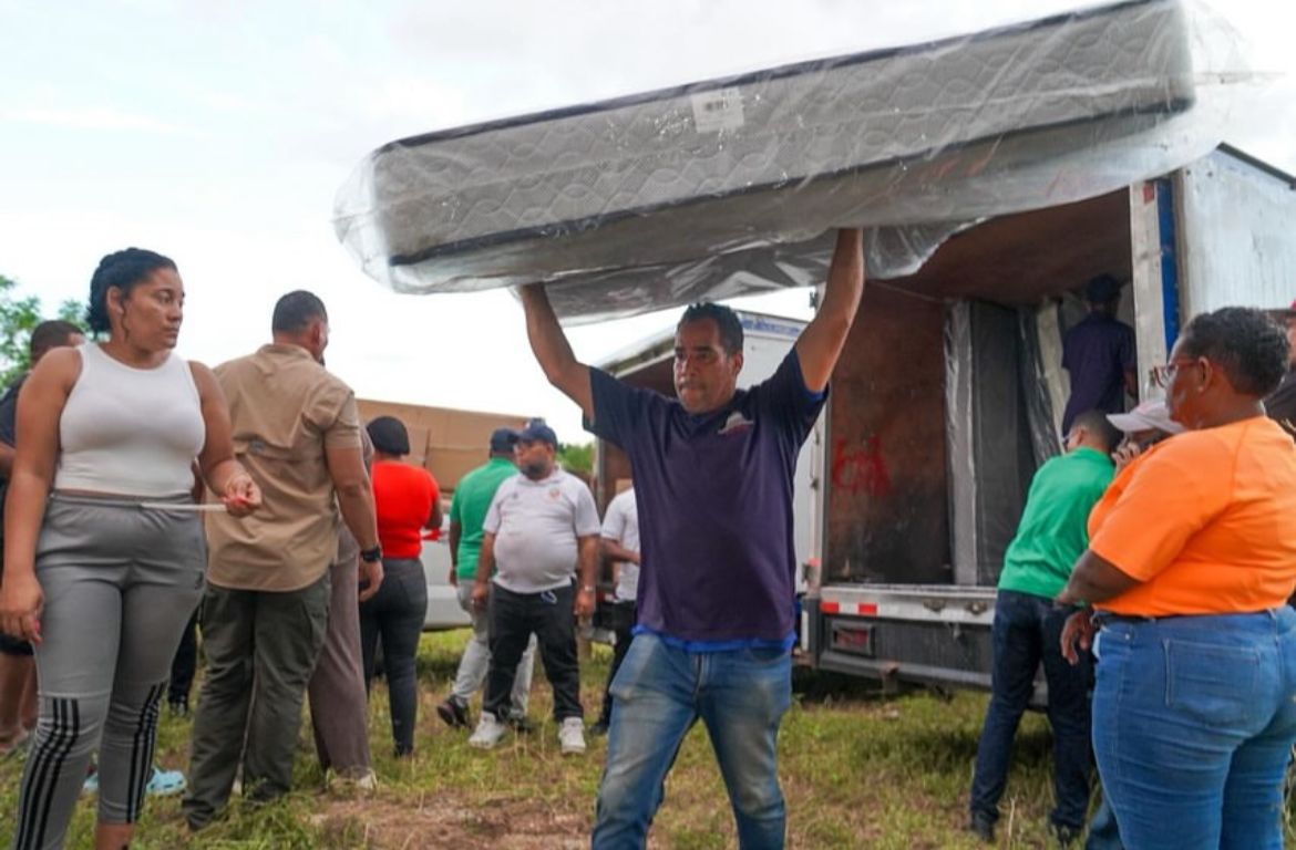 WhatsApp Image 2025-11-07 at 6.37.53 PM