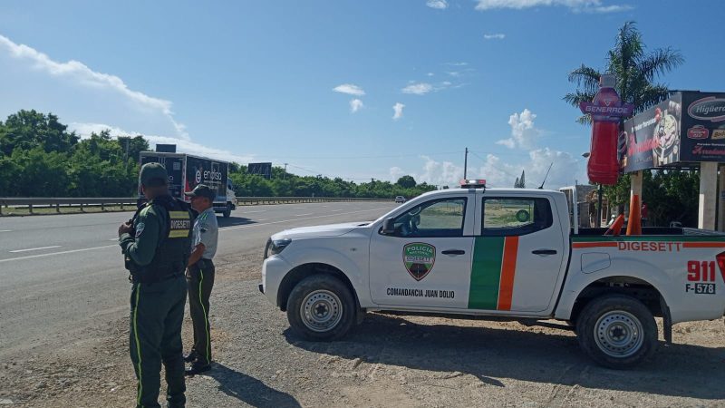 Digesett mantiene presencia en autopistas y carreteras para prevenir accidentes durante fin de semana largo