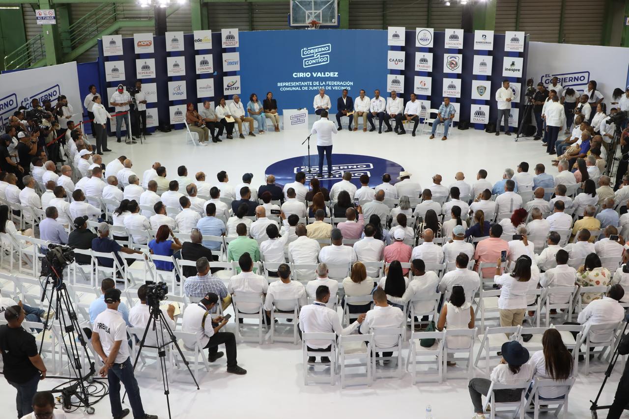 El Gobierno Contigo tuvo lugar en el polideportivo Leo Tavárez Foto: (Presidencia de la República)