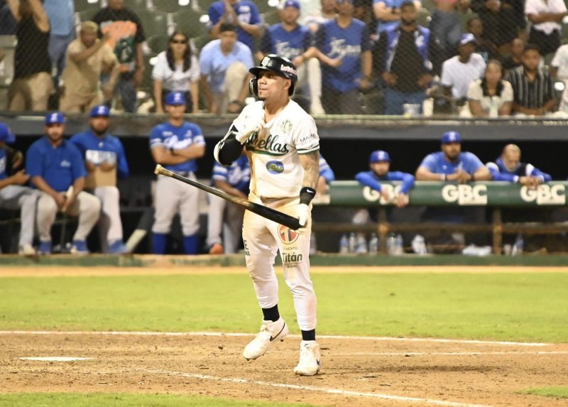 Estrella Dominicana Disfruta Jugar Bajo Presión y Lidera Triunfo de su Equipo