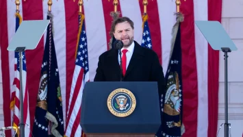 JD Vance asegura que hay «avances» en las negociaciones con Irán para terminar la guerra